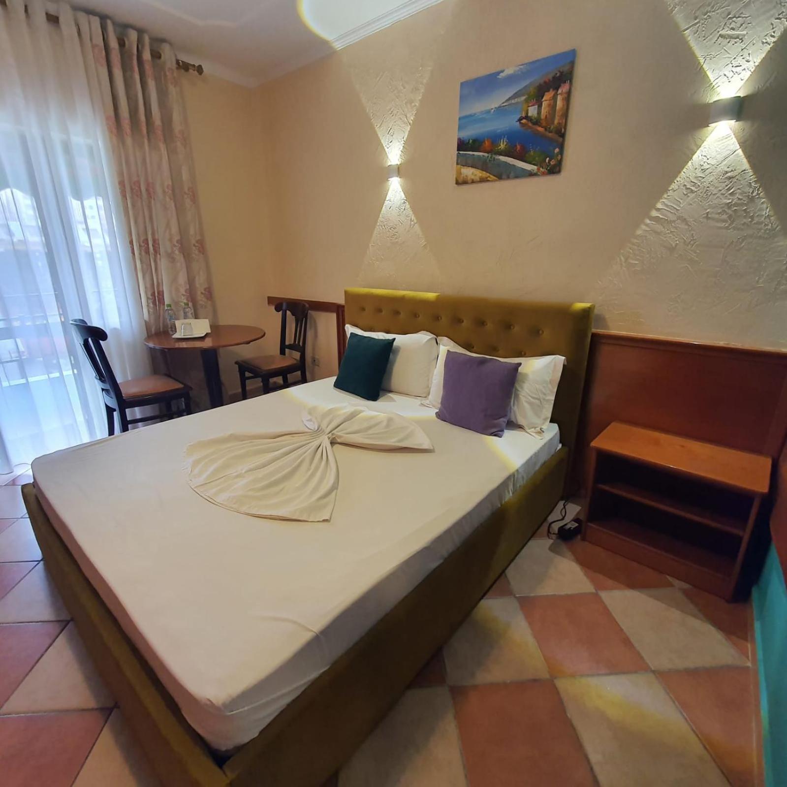 Quick Stop Hotel Tirana Exterior foto