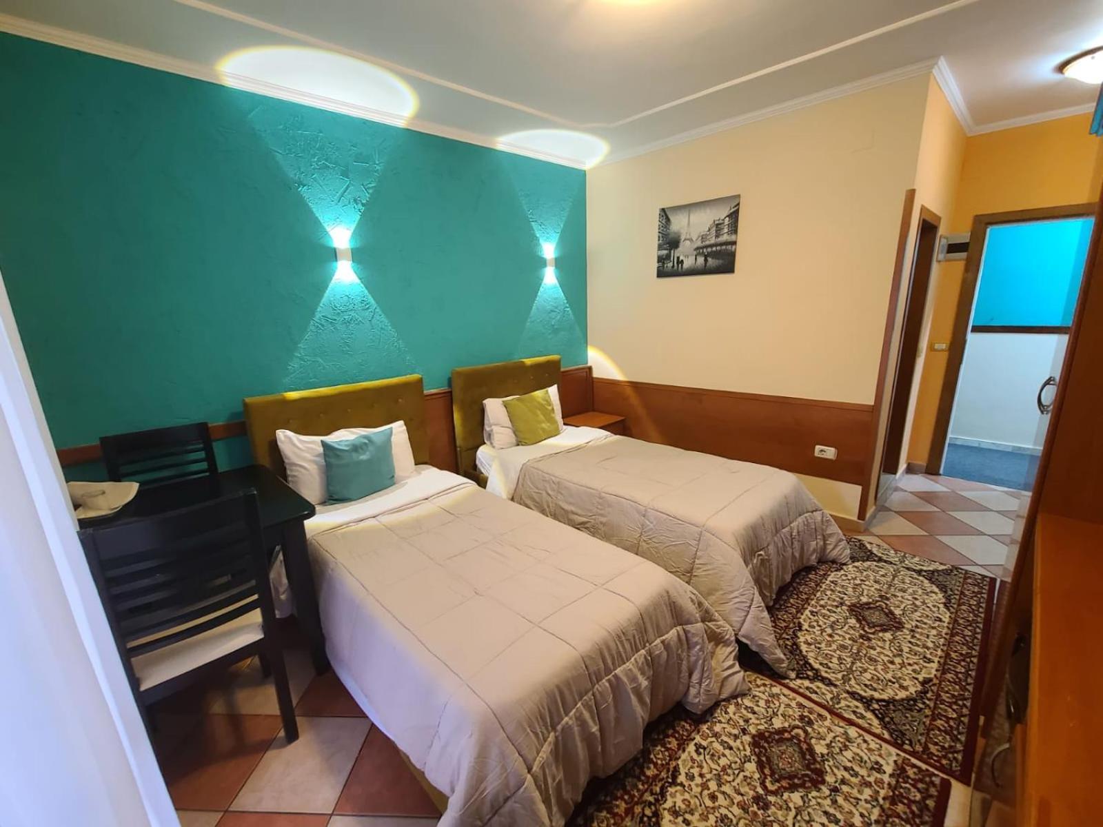 Quick Stop Hotel Tirana Exterior foto