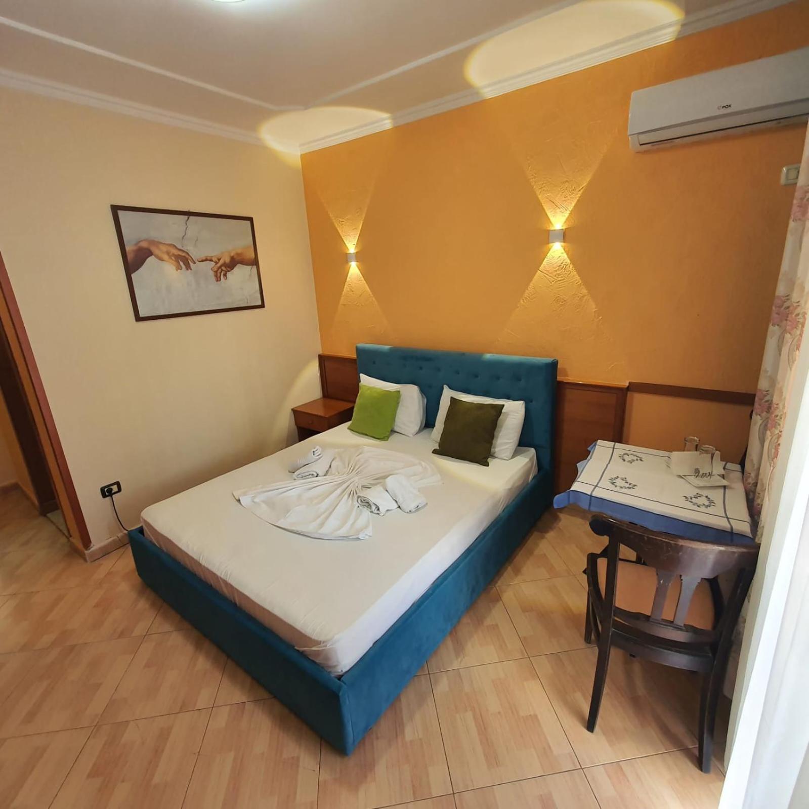 Quick Stop Hotel Tirana Exterior foto
